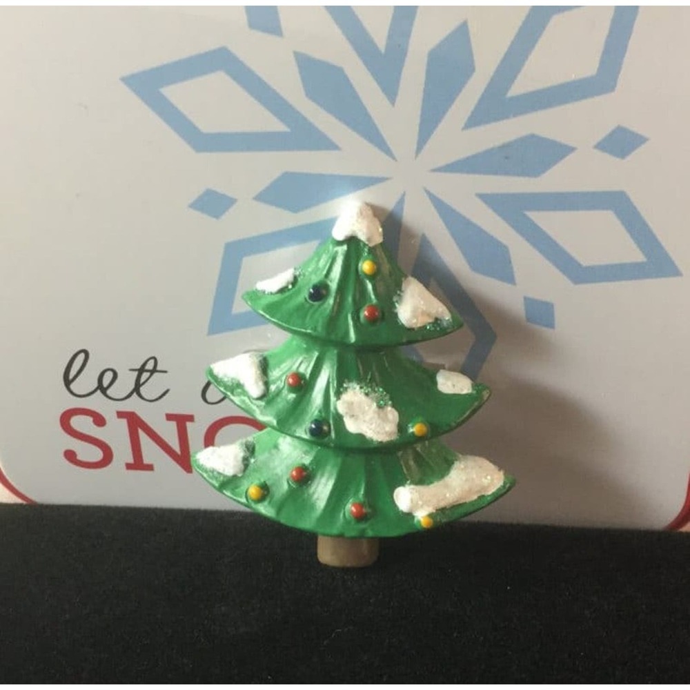 Vintage Christmas Tree Pin
